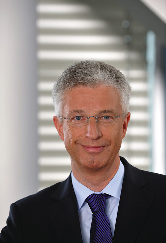 Frank Reichart, Fujitsu